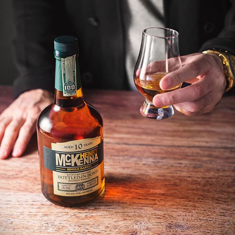 Henry-McKenna-Single-Barrel-Bourbon